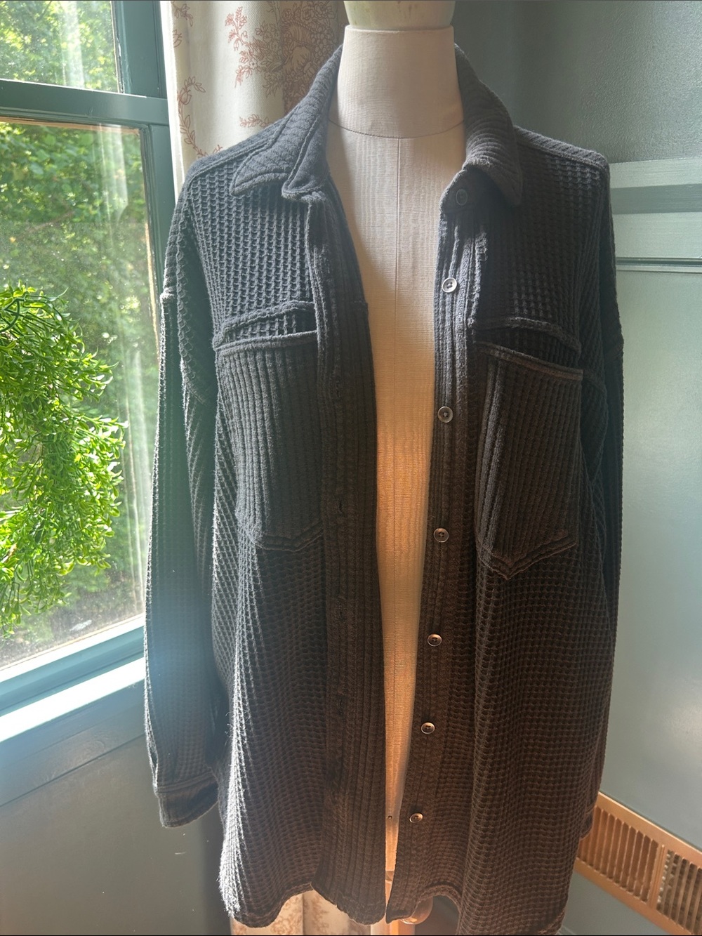 Aerie Knit Button-Up Shirt Jacket — Charcoal Gray - Picture 4 of 6